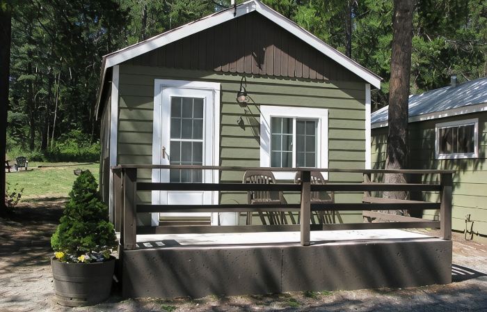 Evergreen Motel