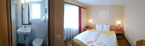 Hotel Europa Guest House - Pet Friendly