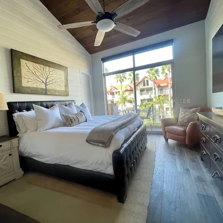 Luxury Coronado Home 500 Ft to Beach/ Bay, rooftop deck