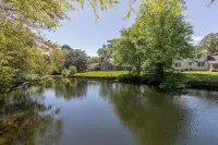 Charleston-area 3BR, Close to Beach or Downtown, Walk to Shem Creek - Kitchens