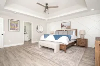 Lakefront Getaway: Fire Pit ~ Dock ~ Games ~ Family & Pet Friendly