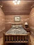 Lofty Lodge on the Bourbon Trail - 3-Star