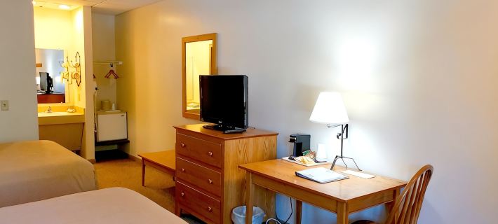 Lodging on the Square Hotels in Holmes County