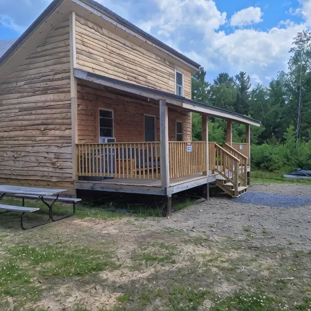 Custom Built Tiny Home/Cabin in Jackman with Direct Trail Access on Powersports Hotels in Jackman
