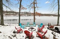 LAKE FRONT HOME in SAW CREEK, BUSHKILL - 4-Star