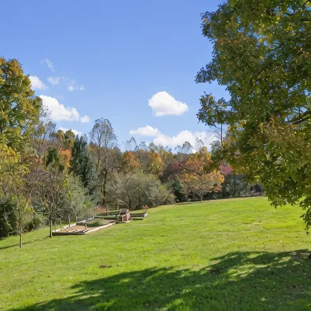 Hargrove House - Charming and Dreamy Retreat on 4 acres in Leiper's Fork