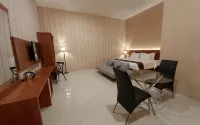 Dreamland Hotel and Lounge - parcheggio