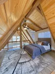 Family Cabin with Pond Near Branson - Hytter
