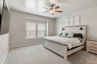 Comfy “Idahome” just minutes from downtown Eagle. A perfect 3BR family gem! - Wifi