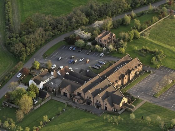 The Pear Tree Inn & Country Hotel