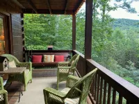Cozy Cabin w/ great views, and close to Aska hiking trails!- Blue Ridge - Chalets