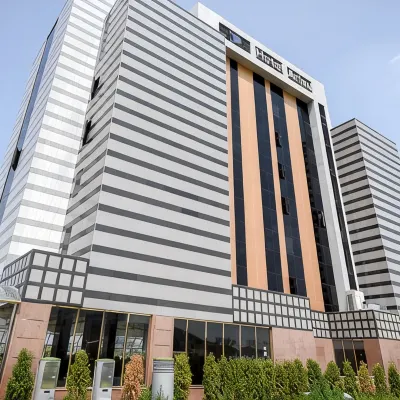 Brown Dot Hotel โรงแรมใกล้ศูนย์ชุมชนโทชน