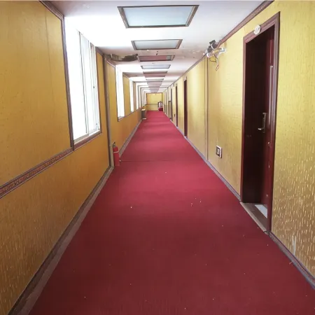 Jiangda Yulong Hotel Hotels in Jomda County
