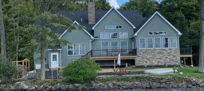 Cozy Cottage-Breathtaking Sunsets. Lake Front. Close to Casino & Racetrack. Hotels in Schenectady County