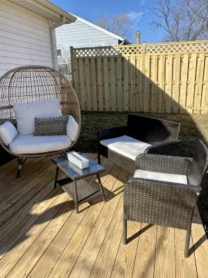 Leesburg Hideaway- King Bed + Private Backyard - Wifi