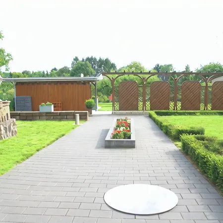 Central, quiet, vacation ambience, near Cologne Trade Fair & Mediterana