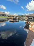 臨運河且可通往 Lake June，配有空調和WiFi的溫馨兩臥室度假屋! - 3 星級