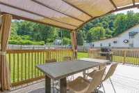 Cozy cottage on Creeper Trail -Fenced in backyard for dogs. Near Restaurants - Wi-Fi