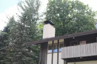 Great Value- Open Aug 17-26  --Boyne Mountain  - Mountain Villa - 3Bedrm 2 Bath - Uima-altaat