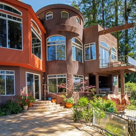 Palazzo Marzino Luxury in the Redwood Tree Tops RR Valley Views + Pool & Hot Tub