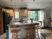 Charming 2 Bedroom Rental Pond Village Area Available  June 8-17 - WiFi