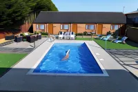 Spanhoe Lodge - piscina