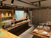 Lofoten Bed & Breakfast Reine - Rooms & Apartments - breakfast