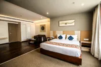 Trinity Grand - Bintang 4