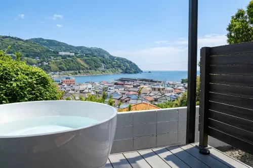 Izu Inatori Ocean View Private Villa - parking