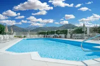 Hiona Holiday Hotel - Balkoner