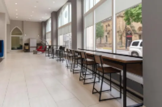 Tru by Hilton St. Louis Downtown