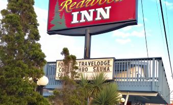 Redwood Inn