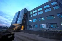 The Golden Plaza Hotel