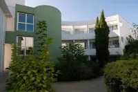 Le Robinson Hotels in Challans