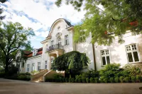 Pałac Zdunowo Các khách sạn ở Nowy Dwor Mazowiecki