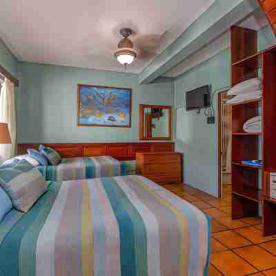 Blue Tang Inn Rooms