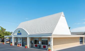 Days Inn by Wyndham Frankfort