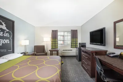 Super 8 by Wyndham Springfield/Eugene