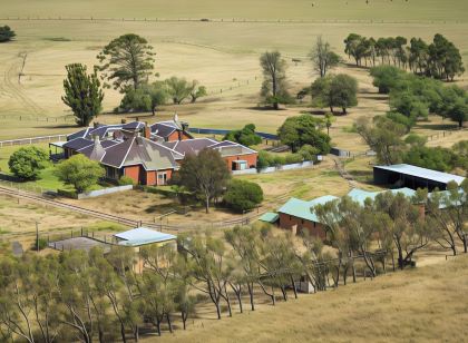 Coragulac House Cottages