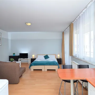 Agape Apartments Отели рядом со станцией Восточная (Восточная) железнодорожная станция