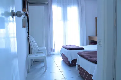Mola Hotel