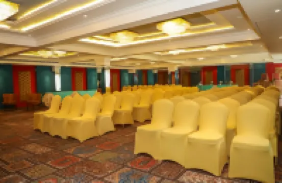 Hotel Golden - I