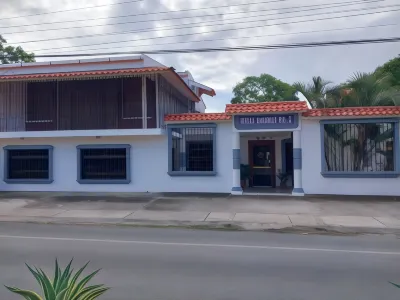 Hotel Dalinky Numeró 2 Các khách sạn ở Tola