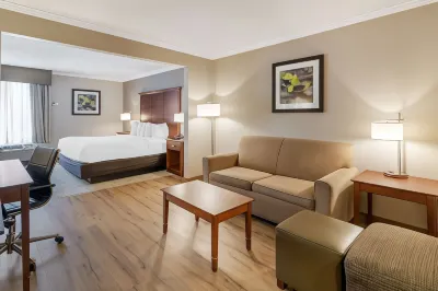 Best Western Plus Liverpool-Syracuse Inn  Suites