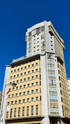巴塞羅奧倫塞酒店