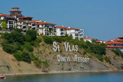 Olymp Apartcomplex Hotels near Градина на комплекс Камбани 1