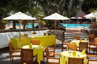 Seaside Palm Beach - breakfast
