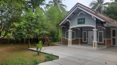 Bumi Abah Homestay Hotels in Parigi