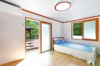 Yangyang Pension House Hotels near Micheongol Valley