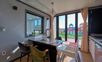Taean Taean Kids Pool Villa I-Land